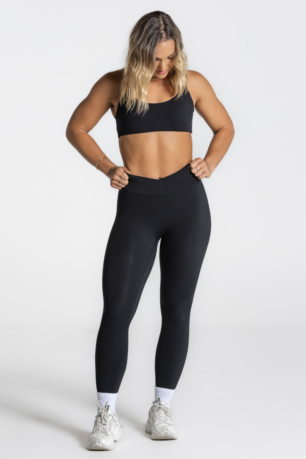 High Waisted Leggings with No Front Seam - Black – BASE Activewear